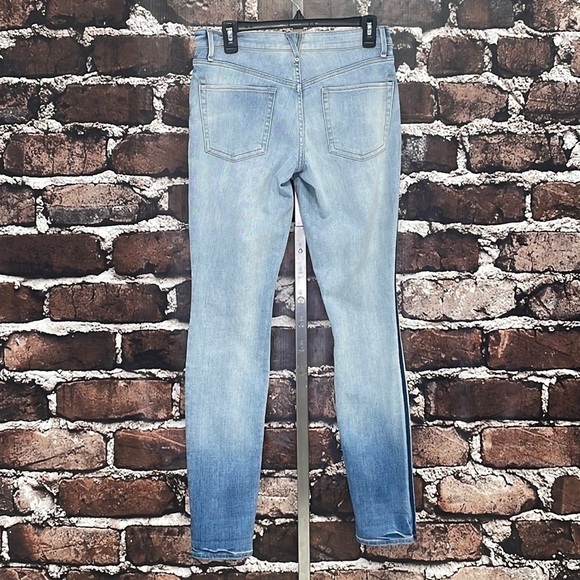 Marc Jacobs Jeans Rolled Hem Slim Distressed Ombre Denim Stripe Size 29 - Picture 10 of 13